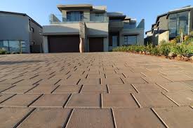 Best Custom Driveway Design  in Winston, OR